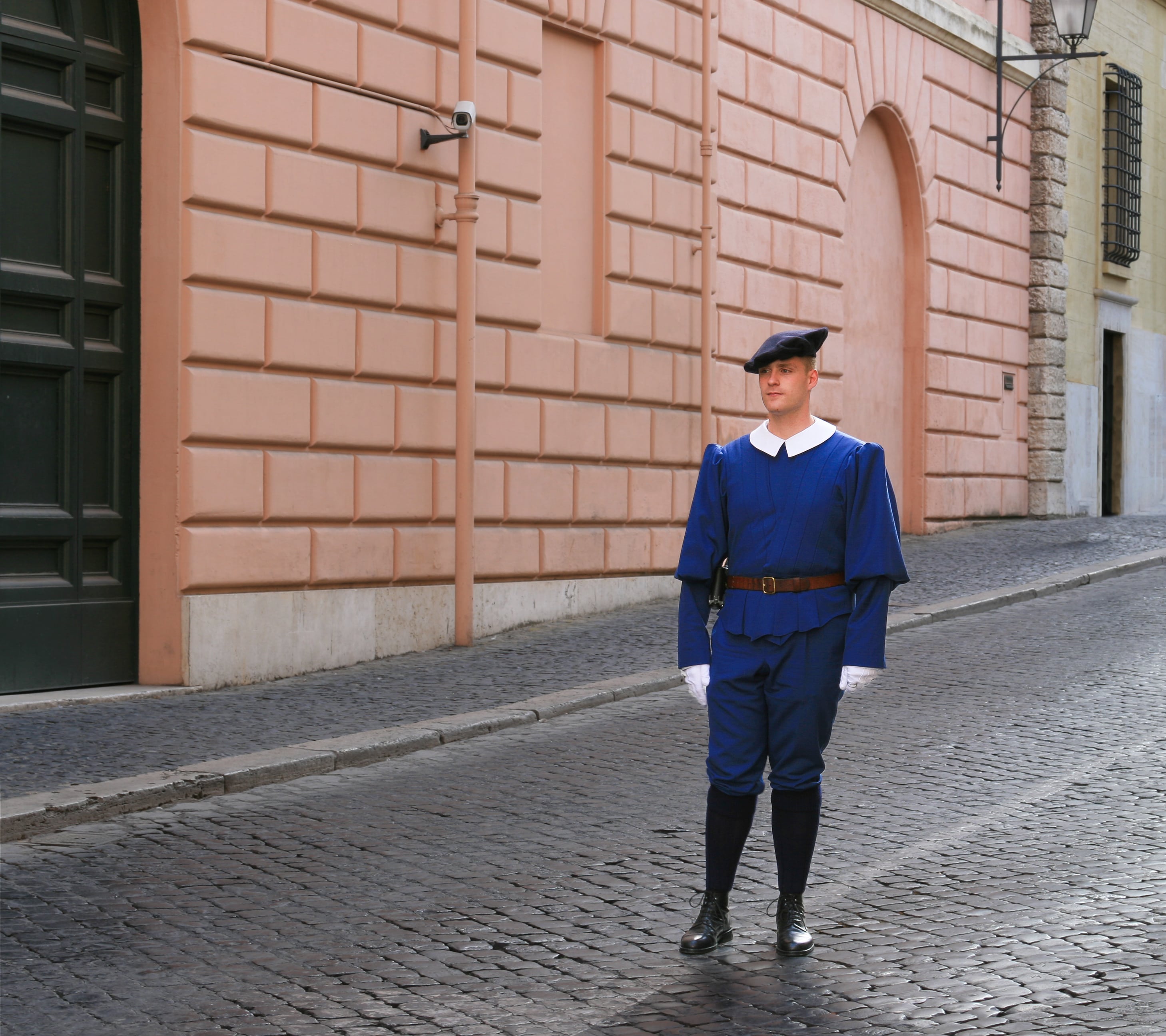 Die graublaue Exerzieruniform 